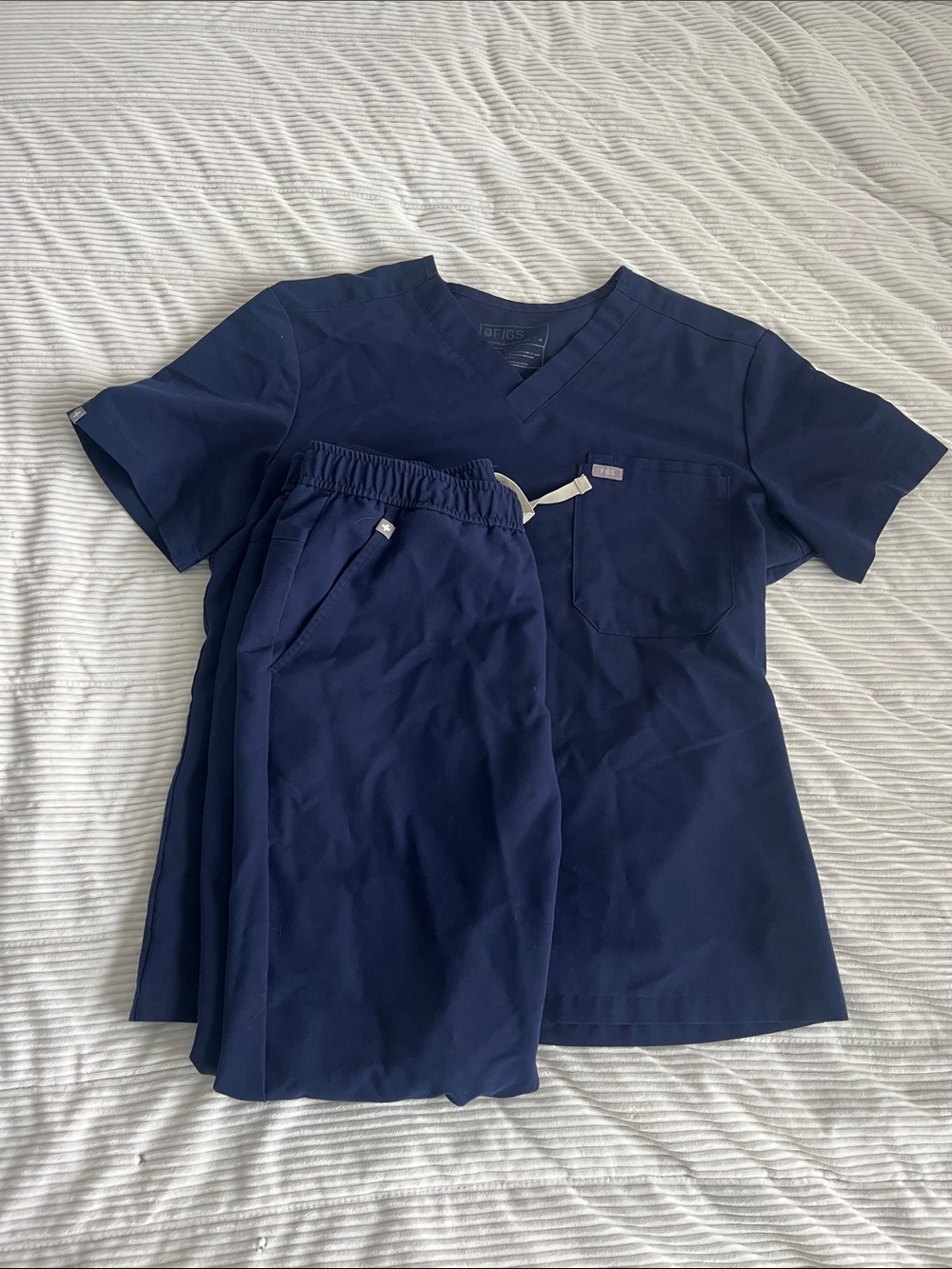 Figs Mens Medium Navy Blue Scrub Top and Jogger Pants